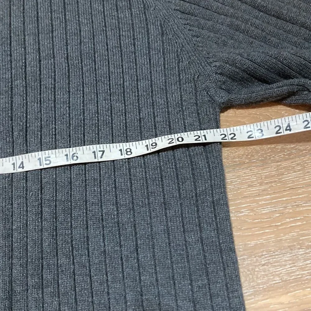 Oscar Dela Renta, gray ribbed cotton/acrylic, sweater size XXL